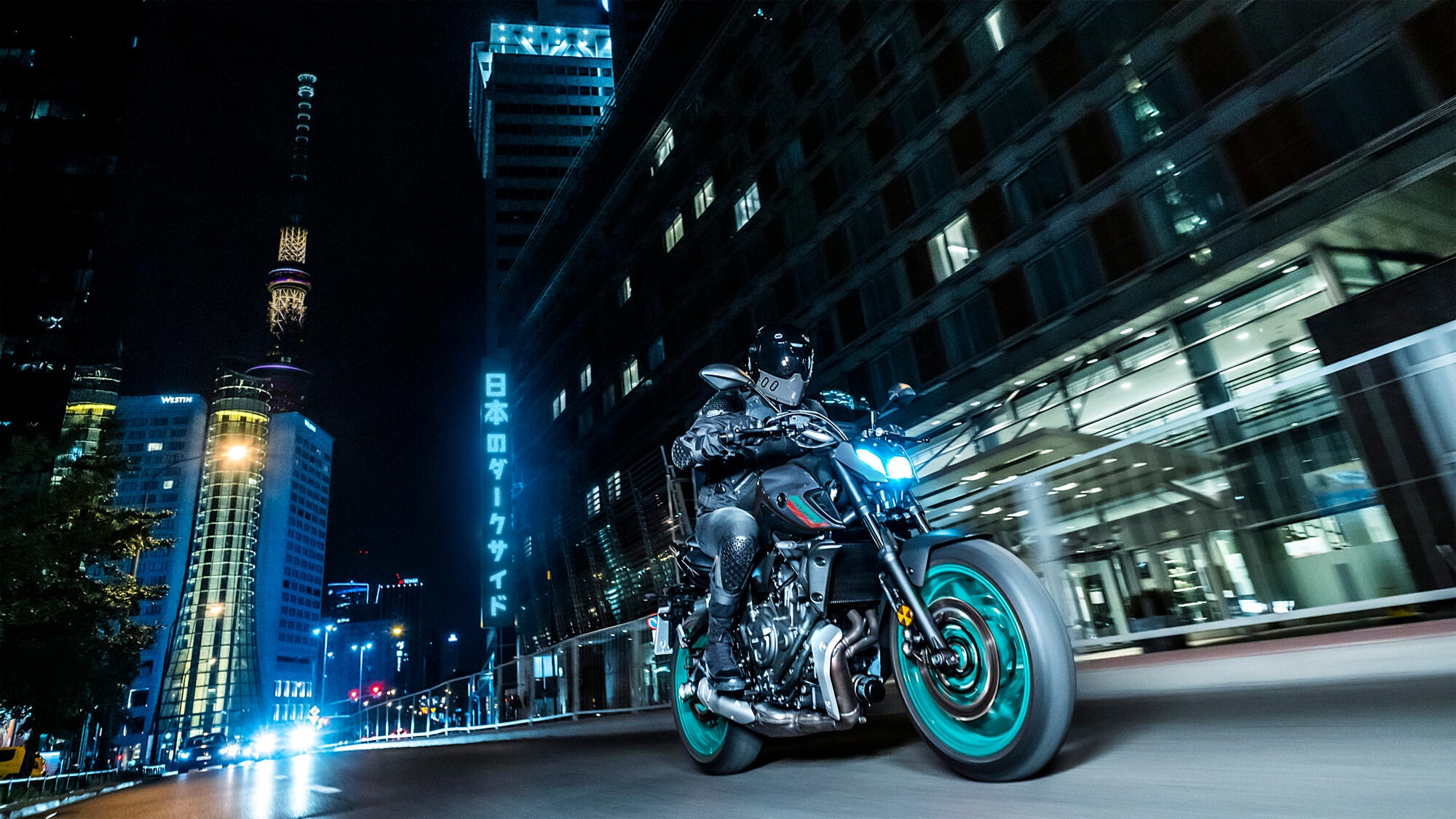 2023-yamaha-mt07a-eu-cyan_storm-action-006-03